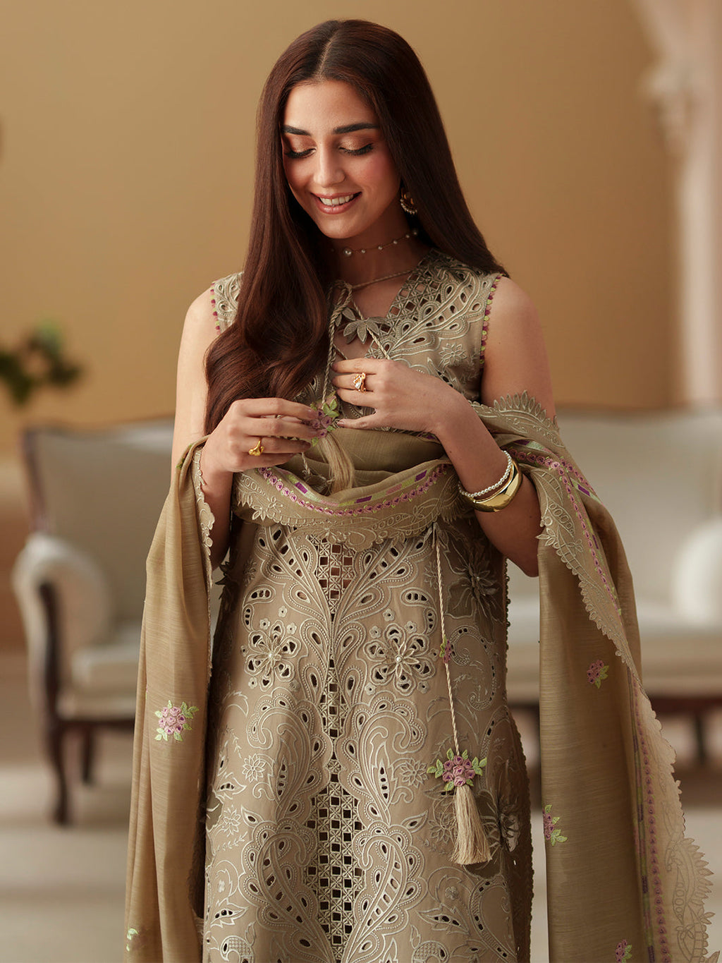 D-113-A | 3 PC Luxury Lawn MASHRIQ | BIN ILYAS