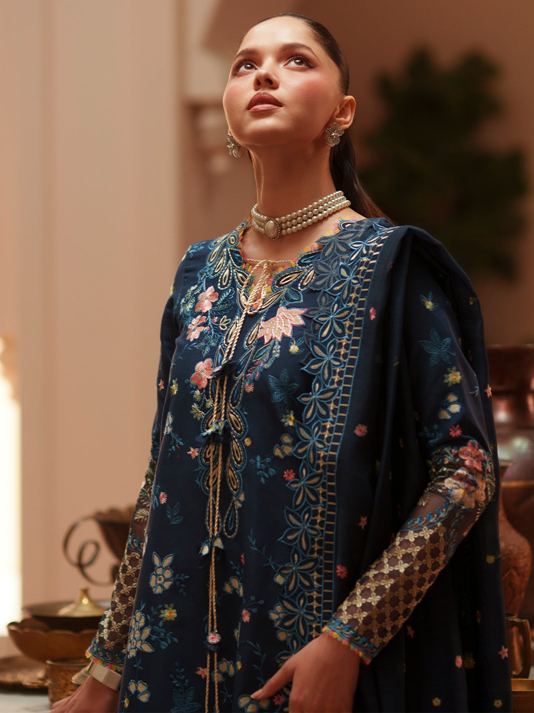 D-117-C | 3 PC Luxury Lawn MASHRIQ | BIN ILYAS Secondary image