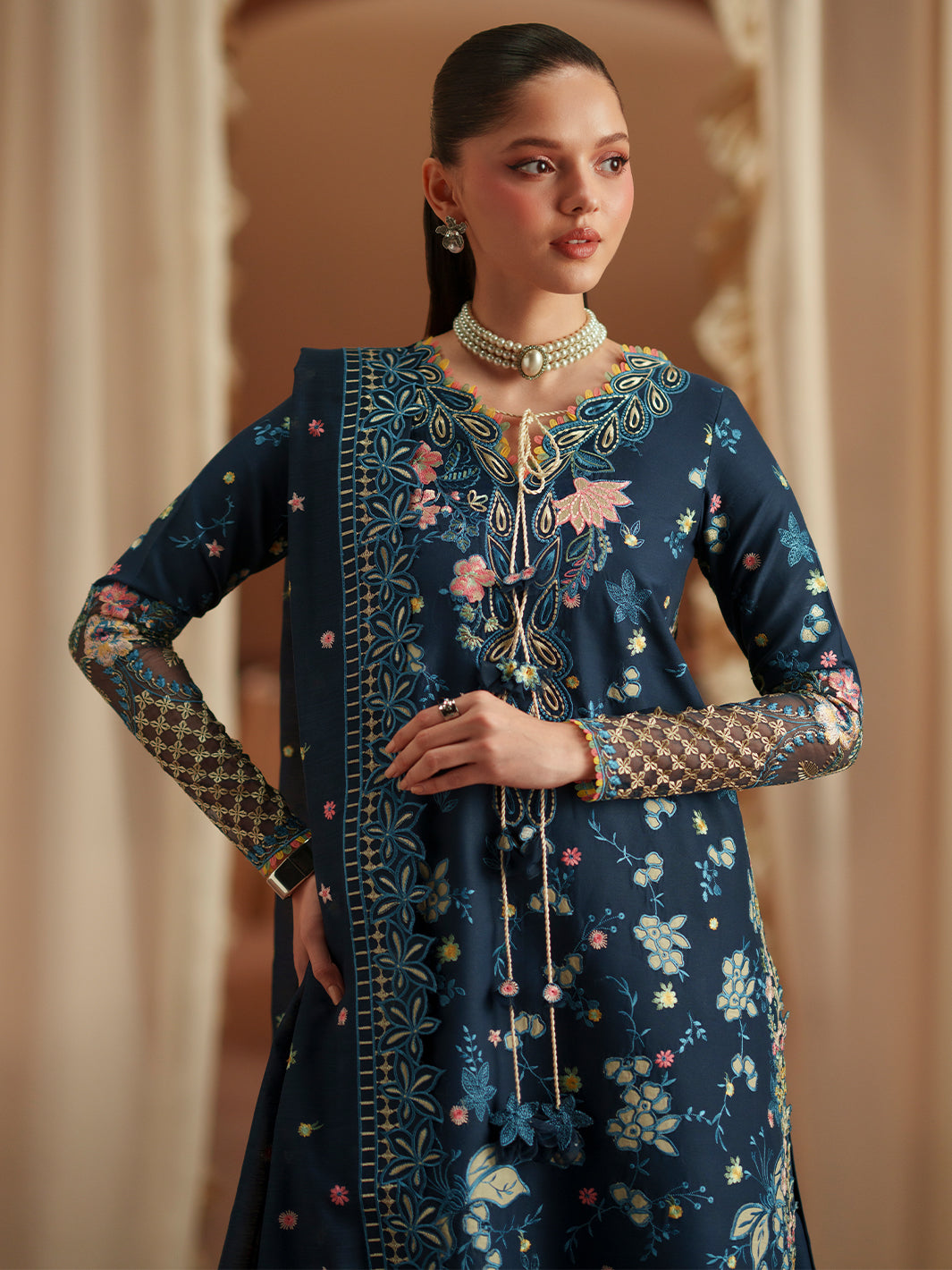 D-117-C | 3 PC Luxury Lawn MASHRIQ | BIN ILYAS