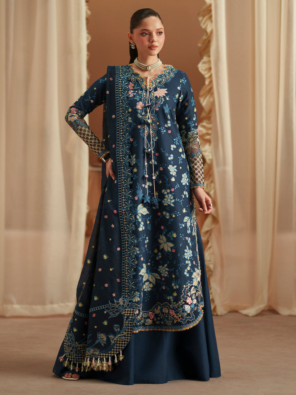 D-117-C | 3 PC Luxury Lawn MASHRIQ | BIN ILYAS