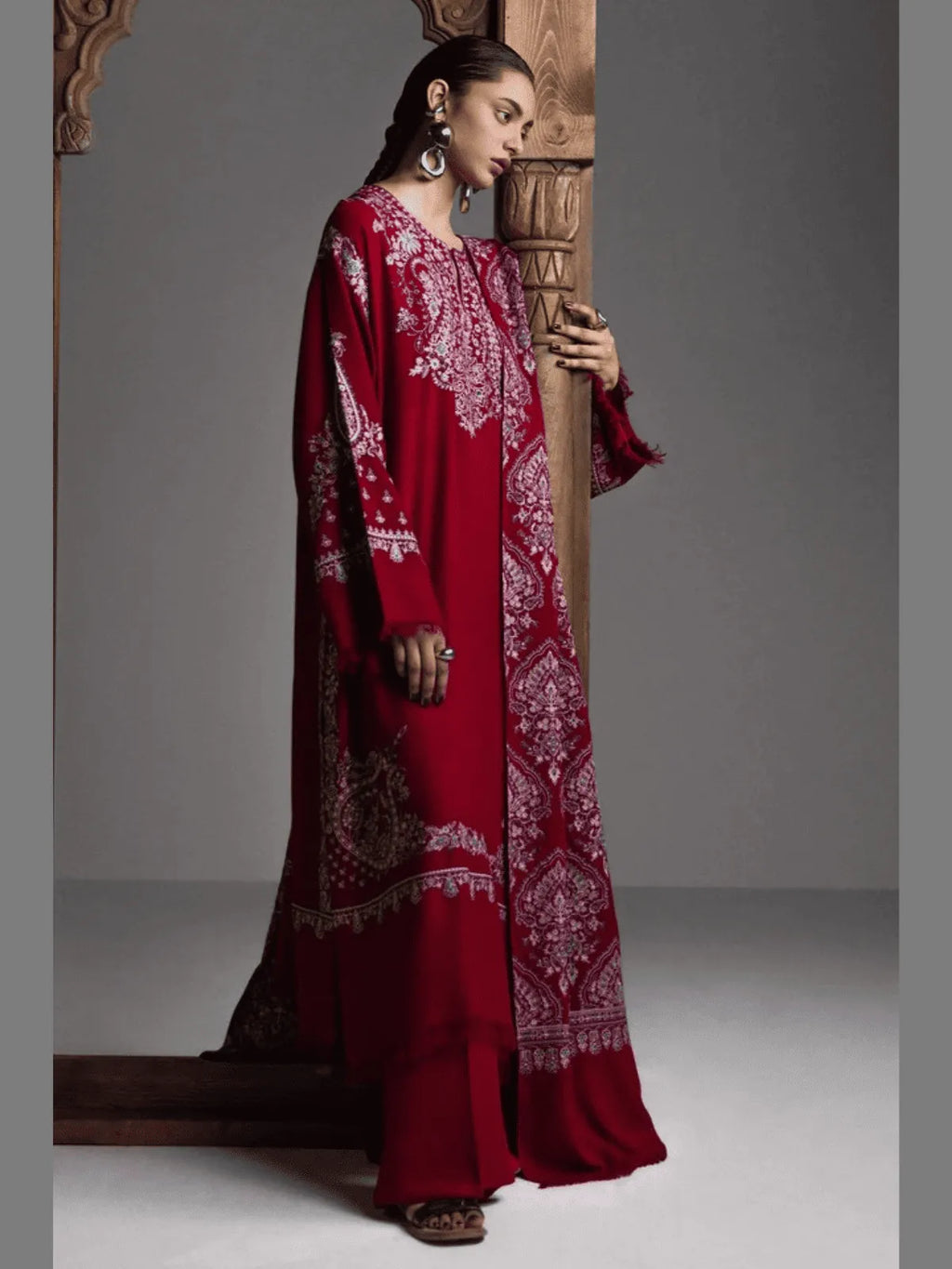 QIRMIZ-D7 | Winter Unstitched Saraab 2026 | Zara Shahjahan