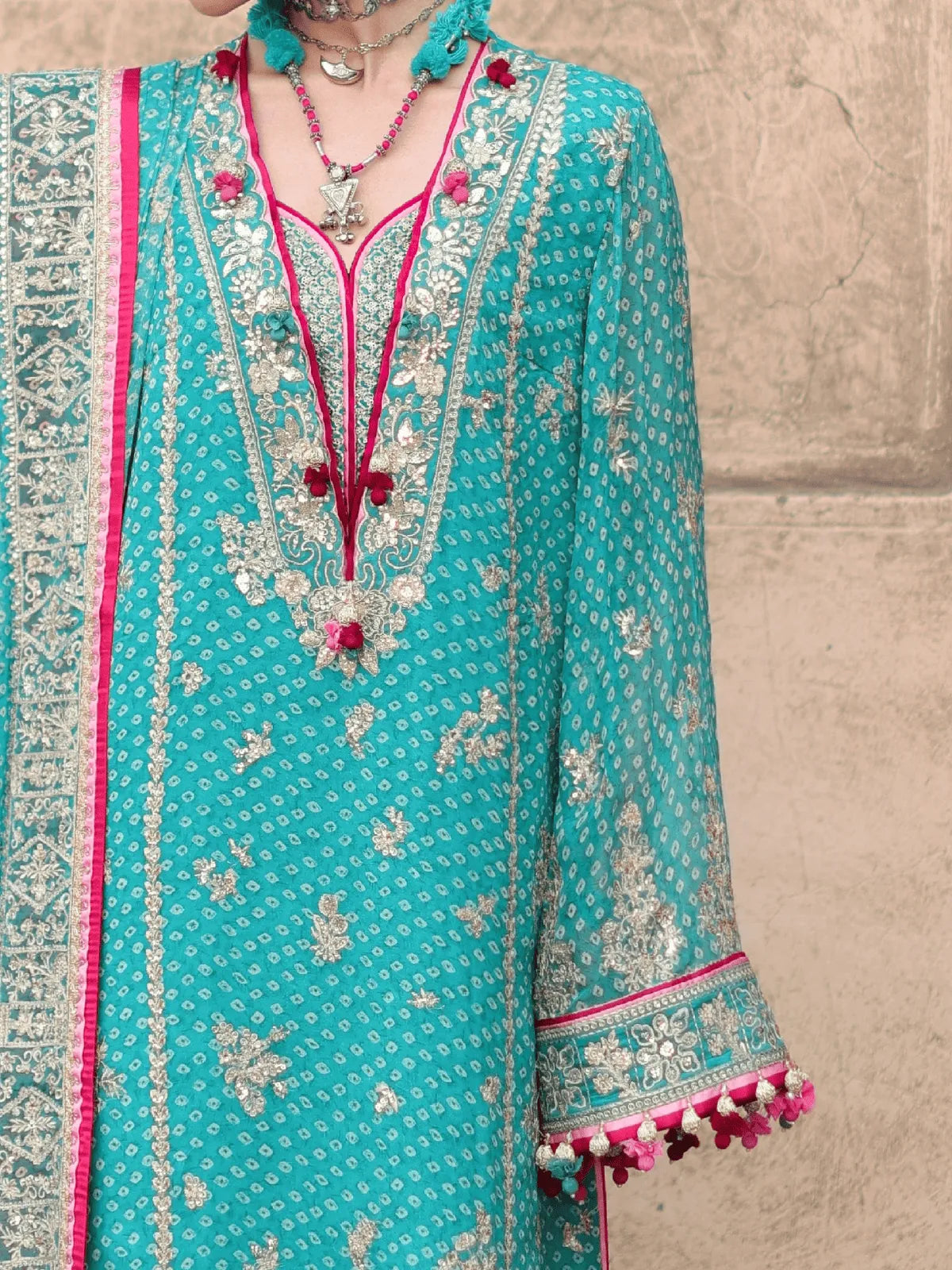 Mehr | NEOMA FESTIVE UNSTITCHED | REPUBLIC WOMENSWEAR Secondary image