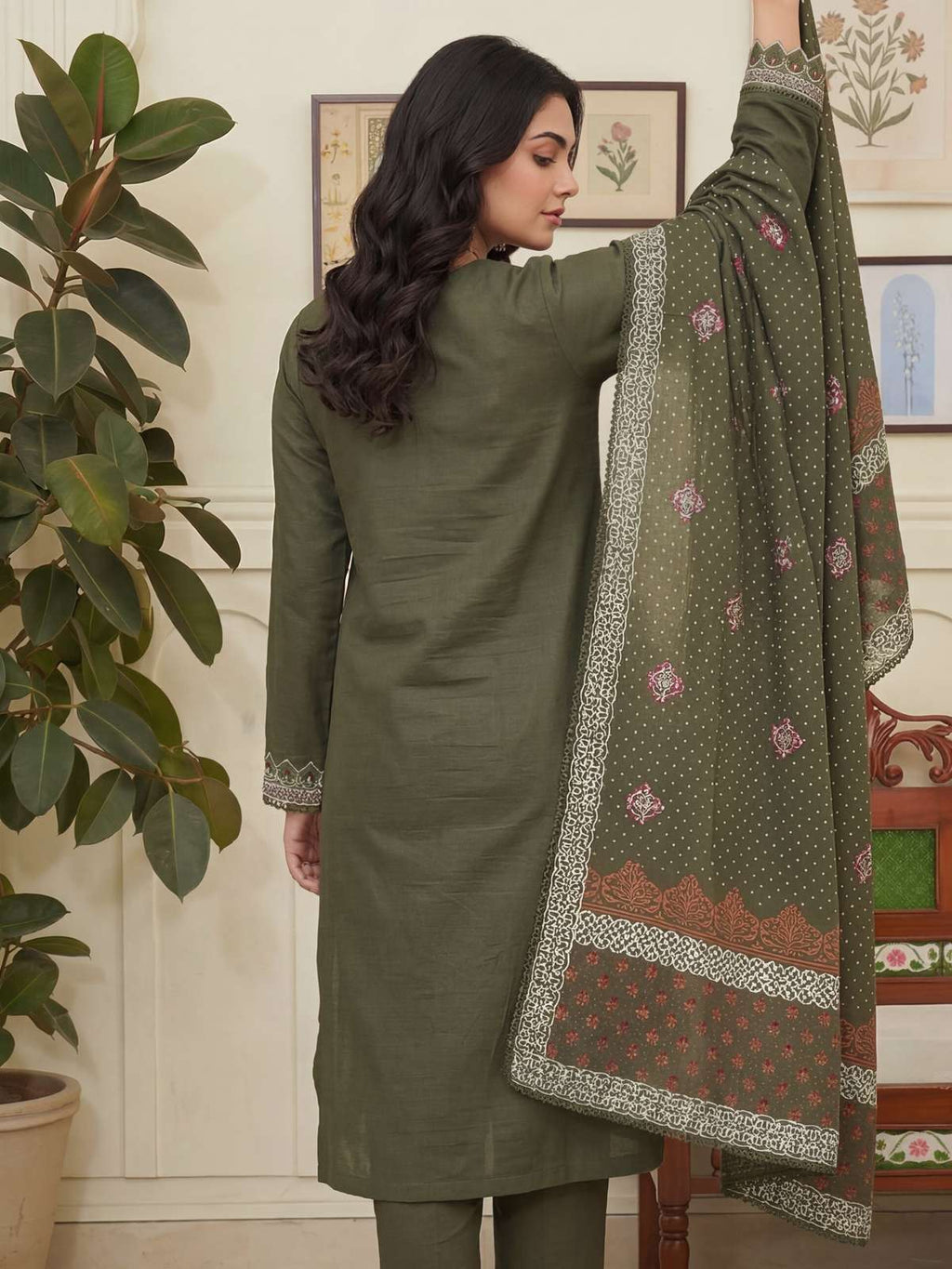Quince| LAWN Embroidered Collection | Dressline