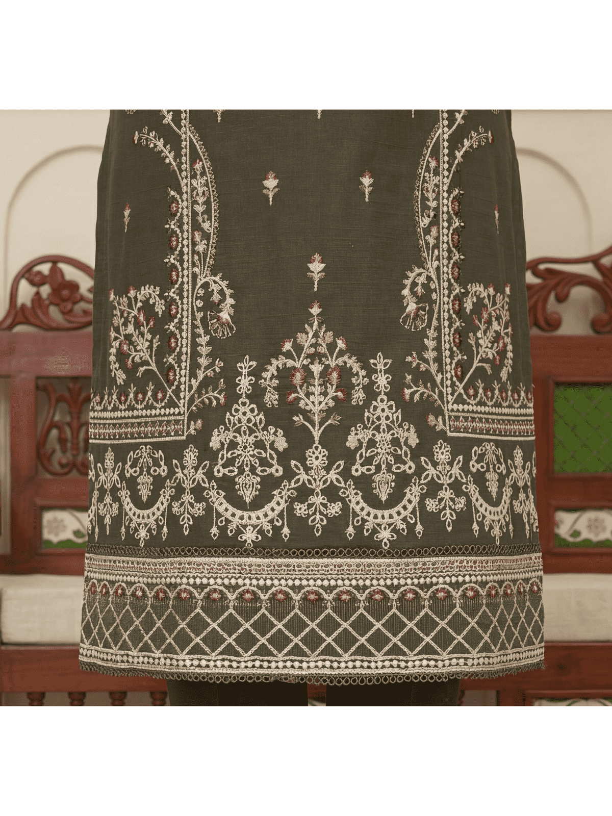 Quince| LAWN Embroidered Collection | Dressline