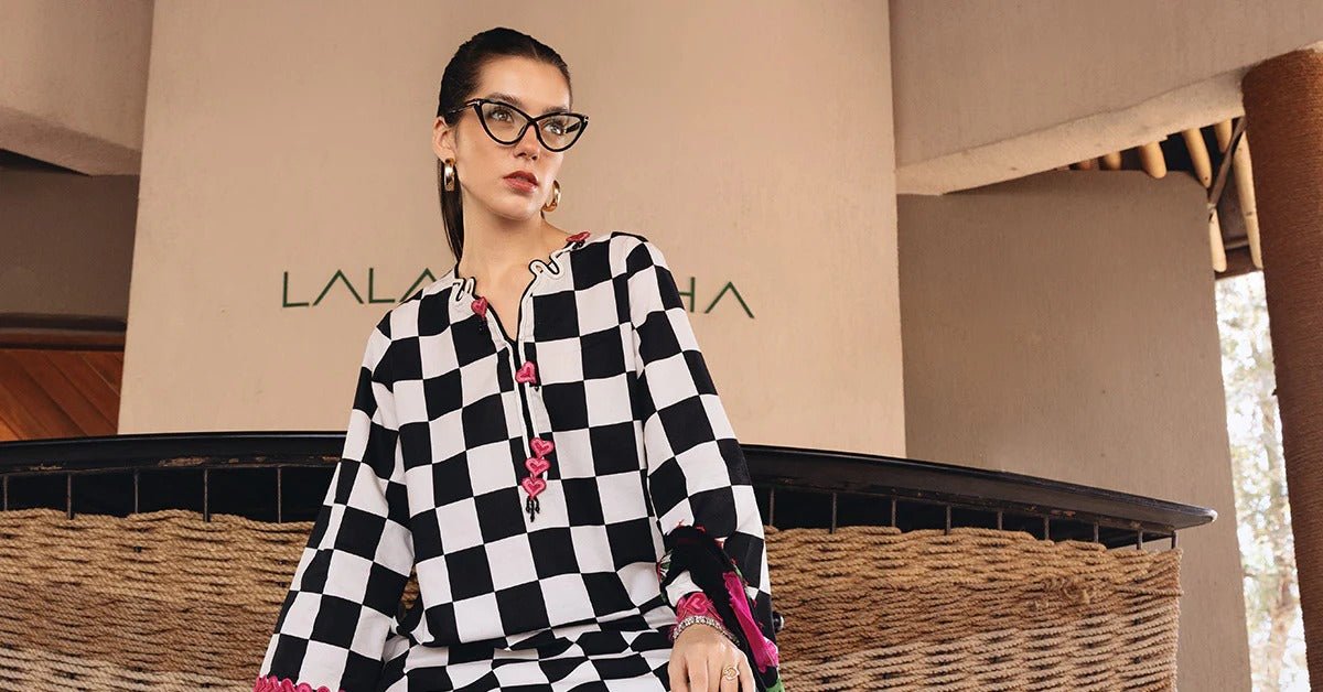 6B 3 Piece Unstitched Embroidered Lawn Suit | M Print | Maria B - Portia Fabrics