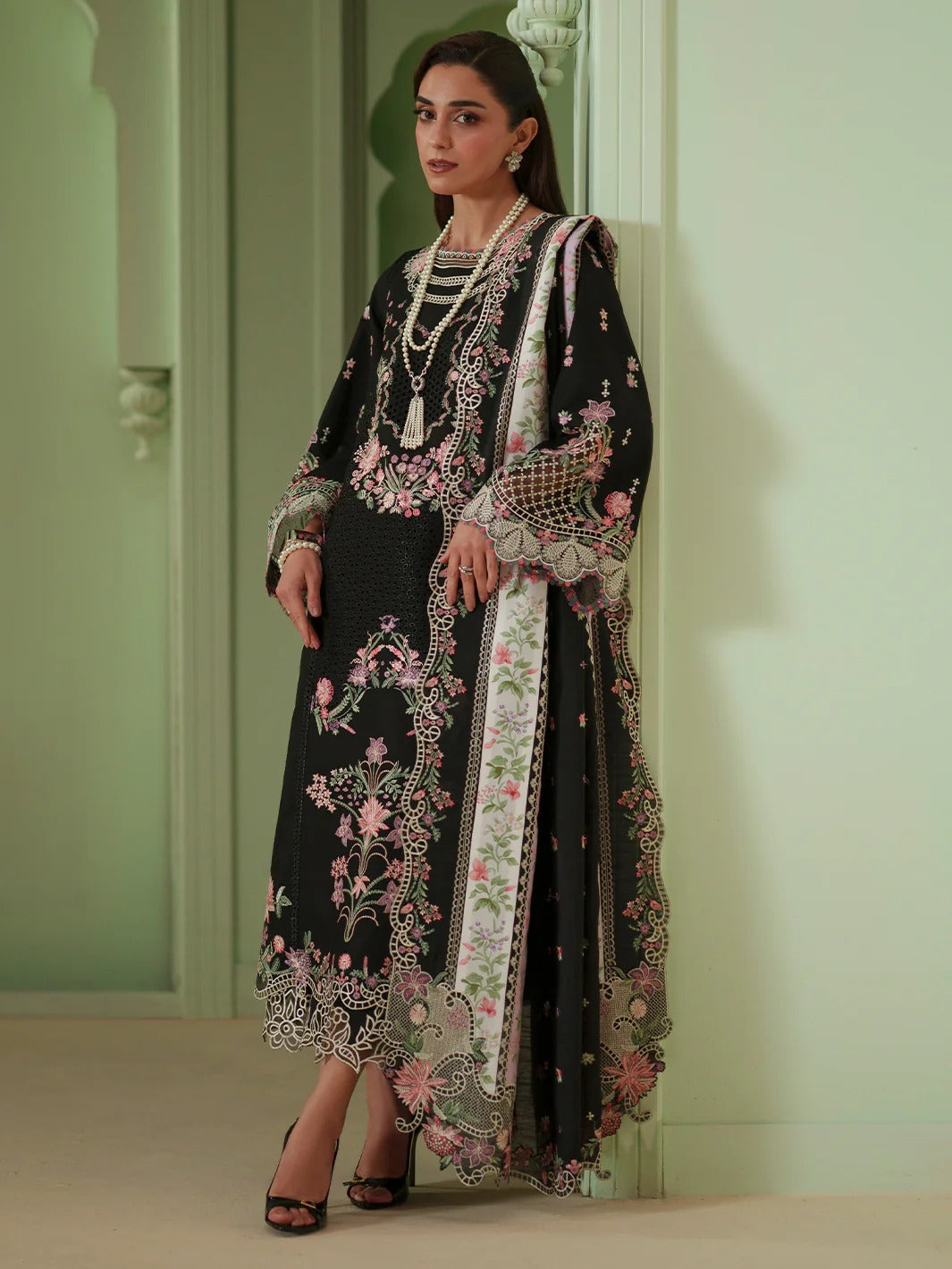 D-112-B | 3 PC Luxury Lawn MASHRIQ | BIN ILYAS