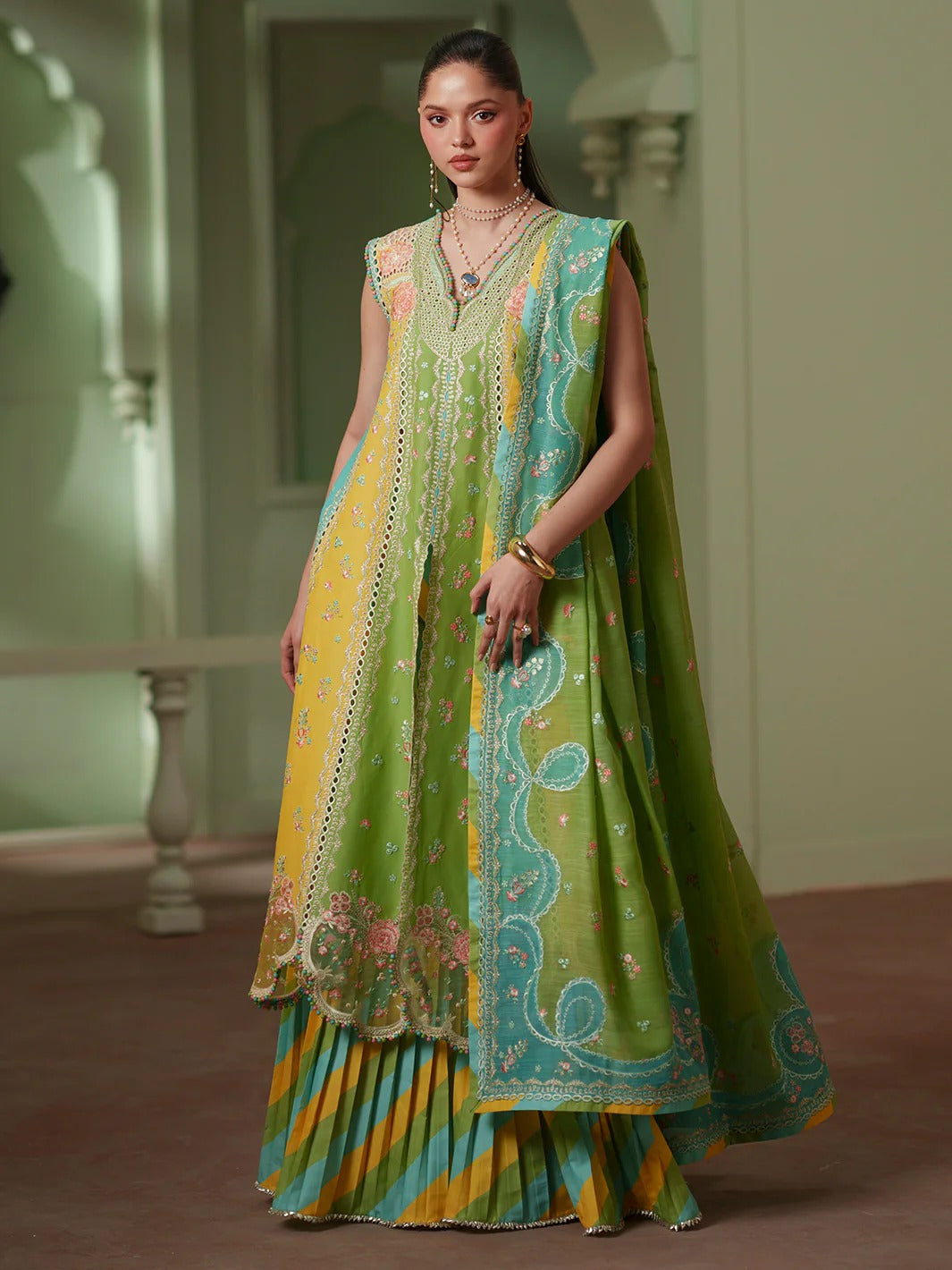D-114-A | 3 PC Luxury Lawn MASHRIQ | BIN ILYAS Main image
