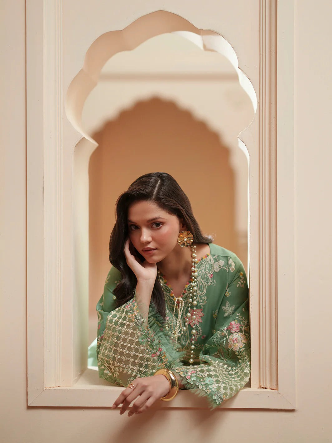 D-117-A | 3 PC Luxury Lawn MASHRIQ | BIN ILYAS