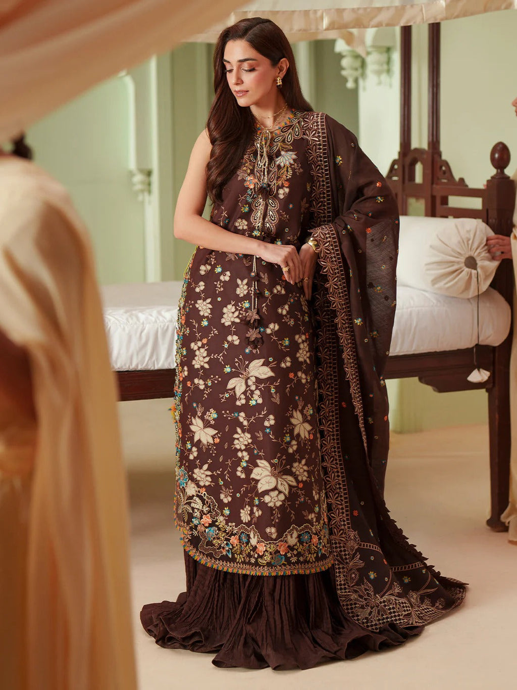 D-117-B | 3 PC Luxury Lawn MASHRIQ| BIN ILYAS