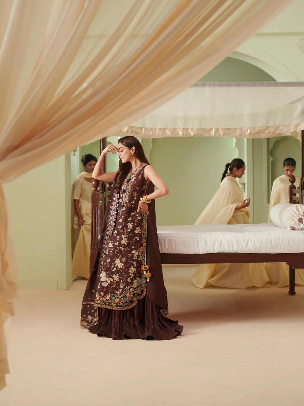 D-117-B | 3 PC Luxury Lawn MASHRIQ| BIN ILYAS