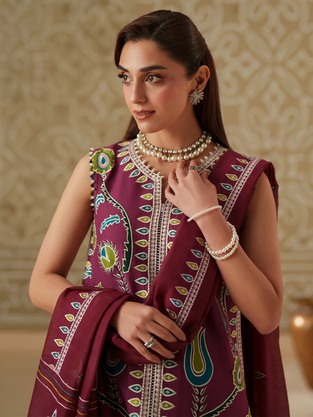 D-118-A | 3 PC Luxury Lawn MASHRIQ | BIN ILYAS