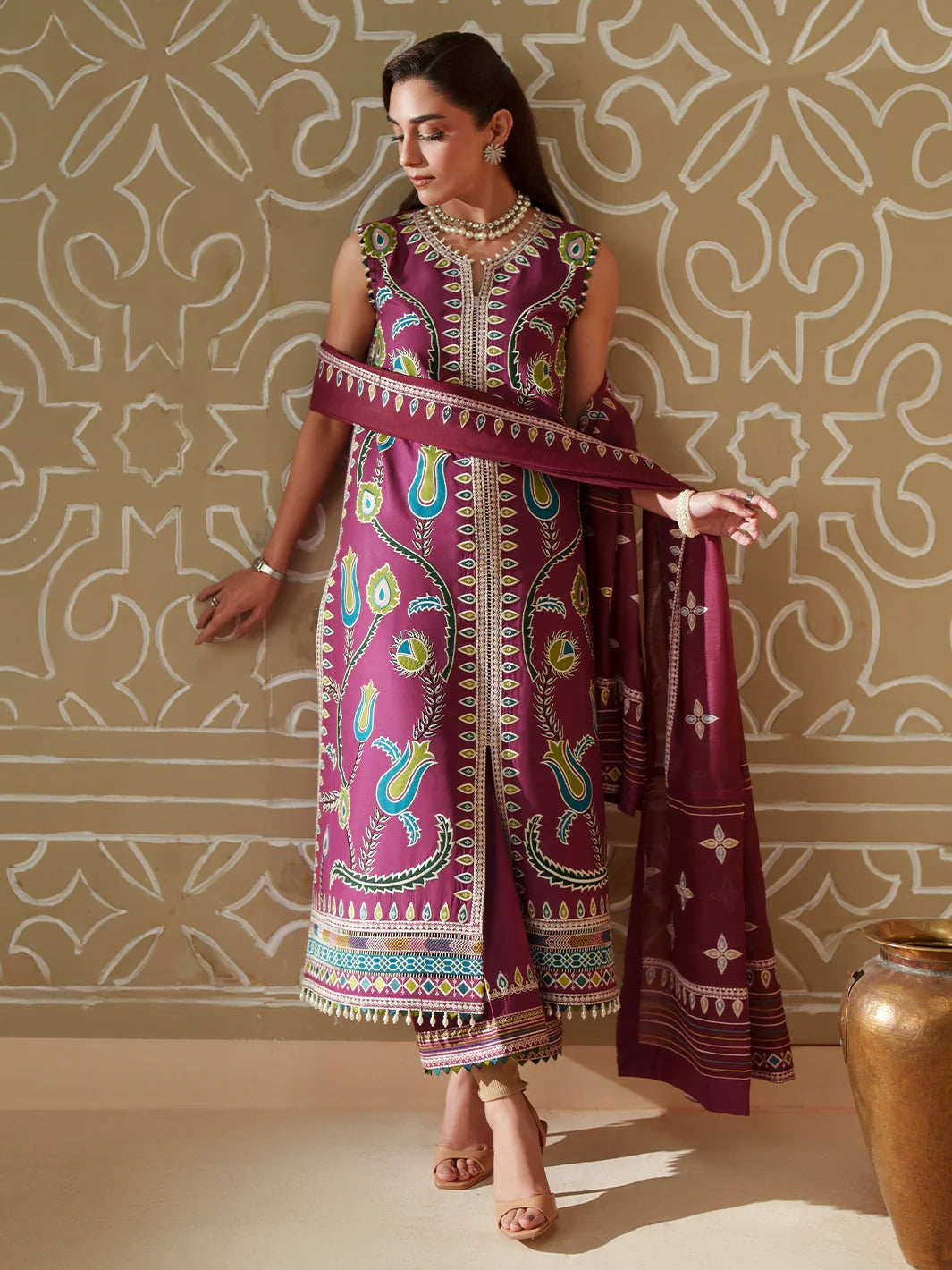 D-118-A | 3 PC Luxury Lawn MASHRIQ | BIN ILYAS