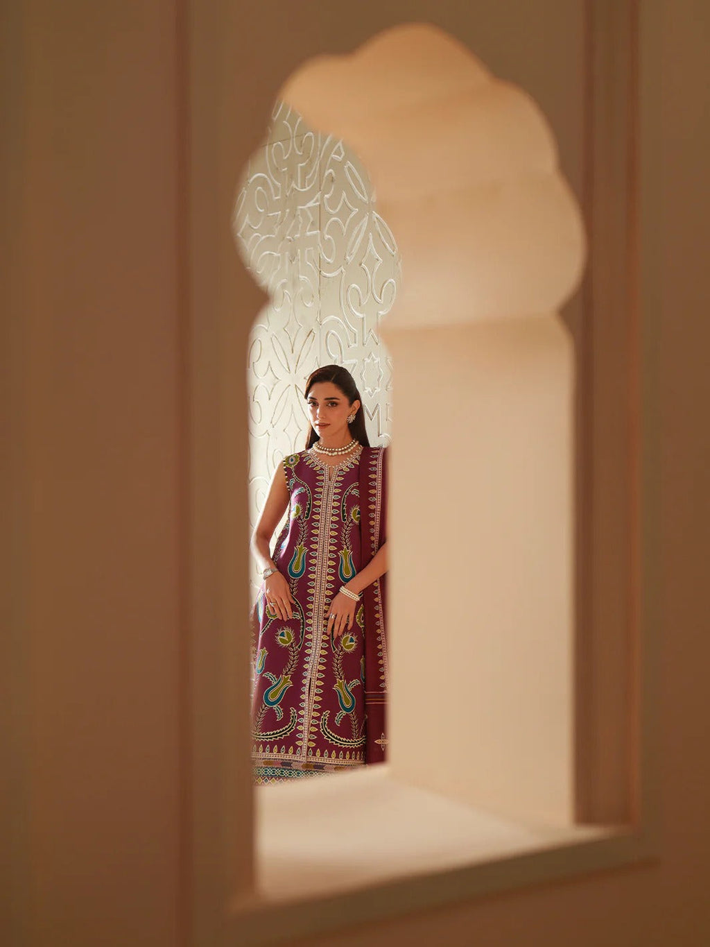 D-118-A | 3 PC Luxury Lawn MASHRIQ | BIN ILYAS