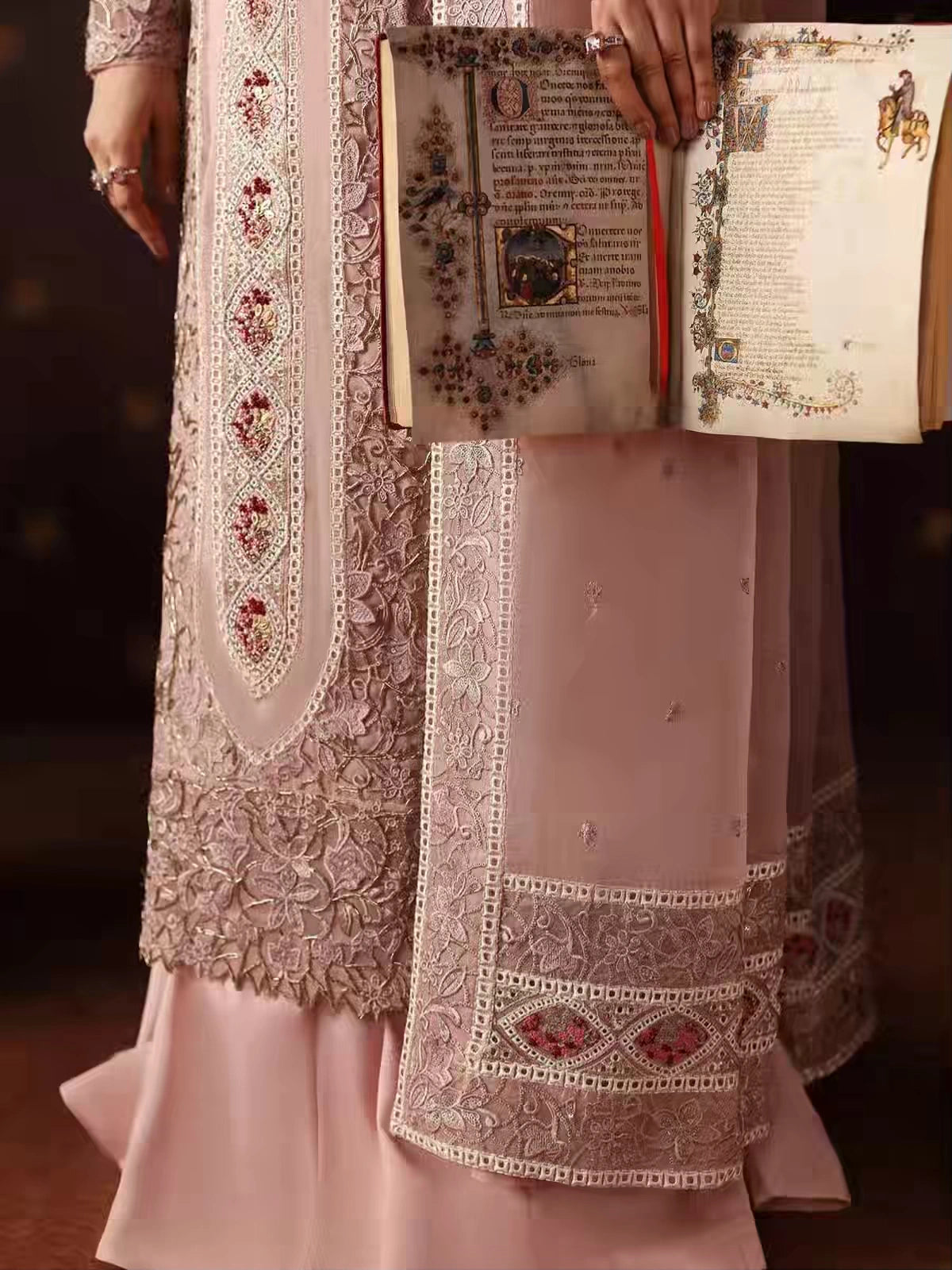 Hermit | Festive Unstitched | Afrozeh