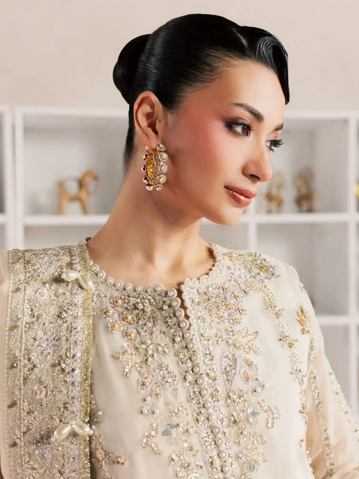 IVANA | Sorelle Festive'26 | AYLIN Secondary image