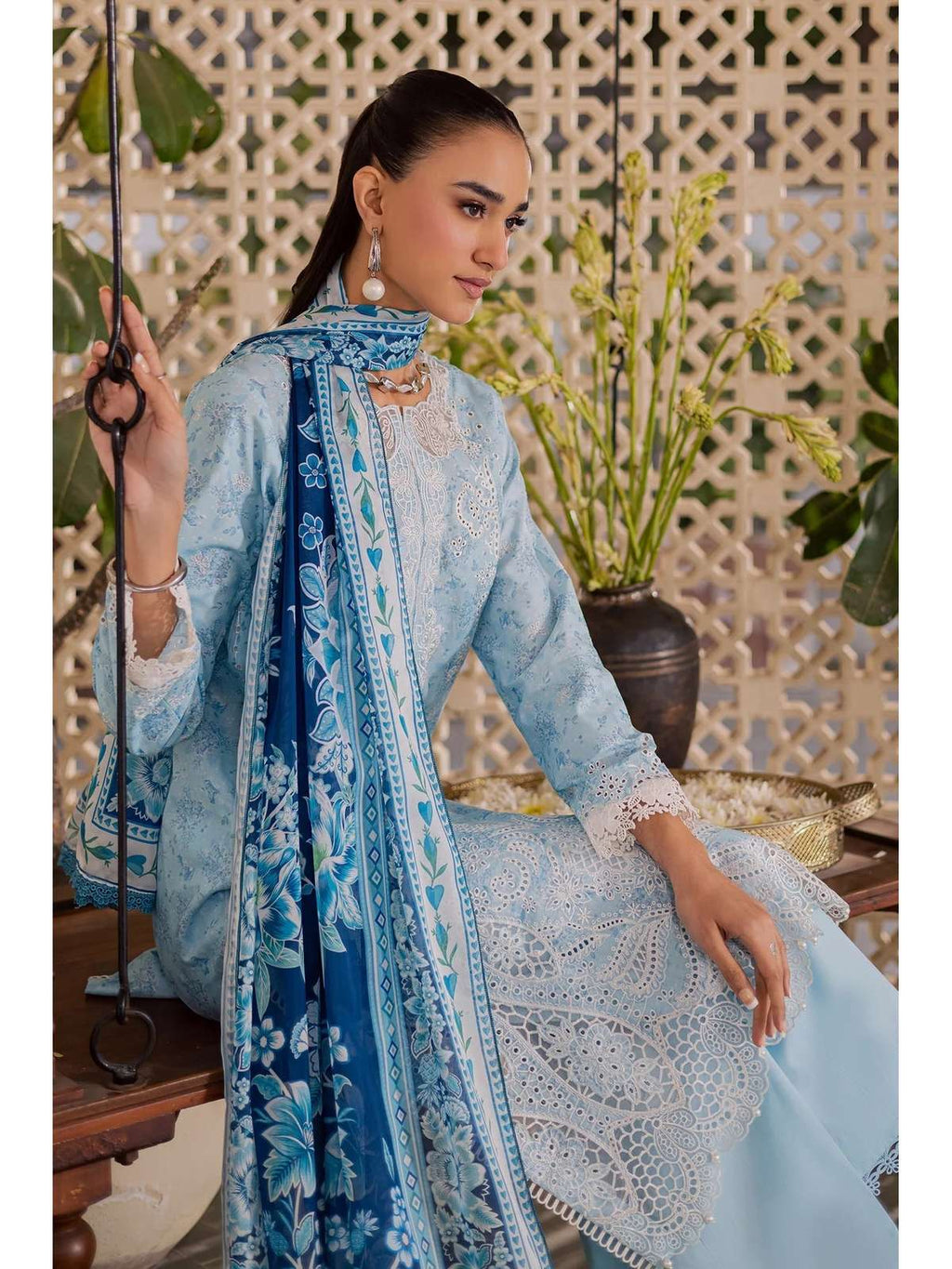 Sraya