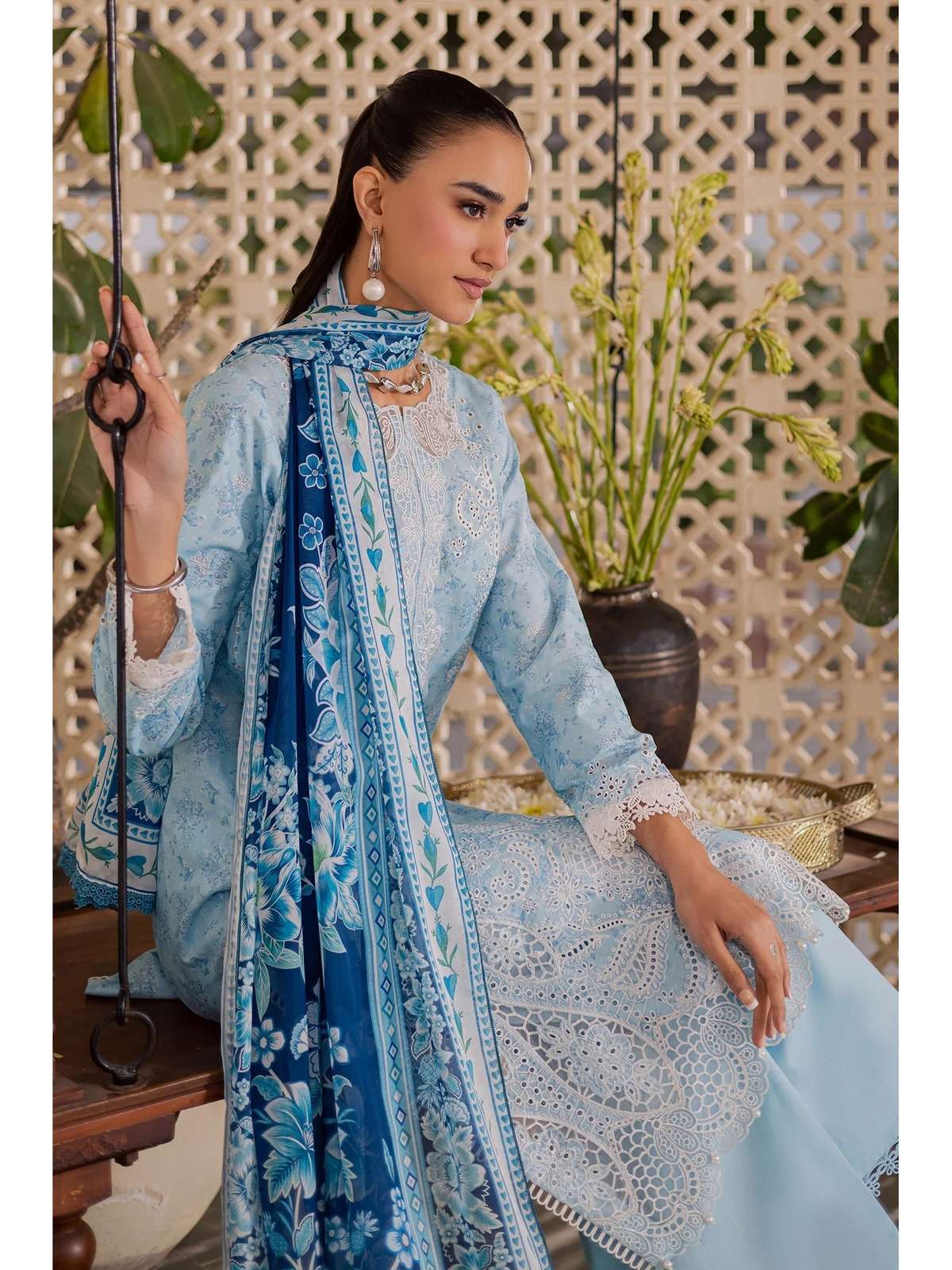 Sraya