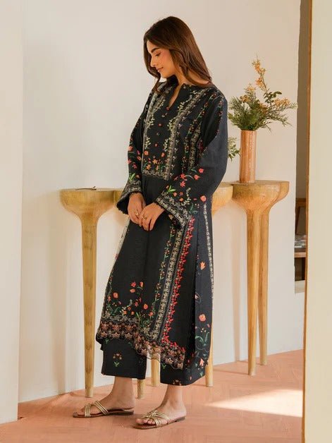 Amia I Fall & Florals Karandi I Yards - Portia Fabrics