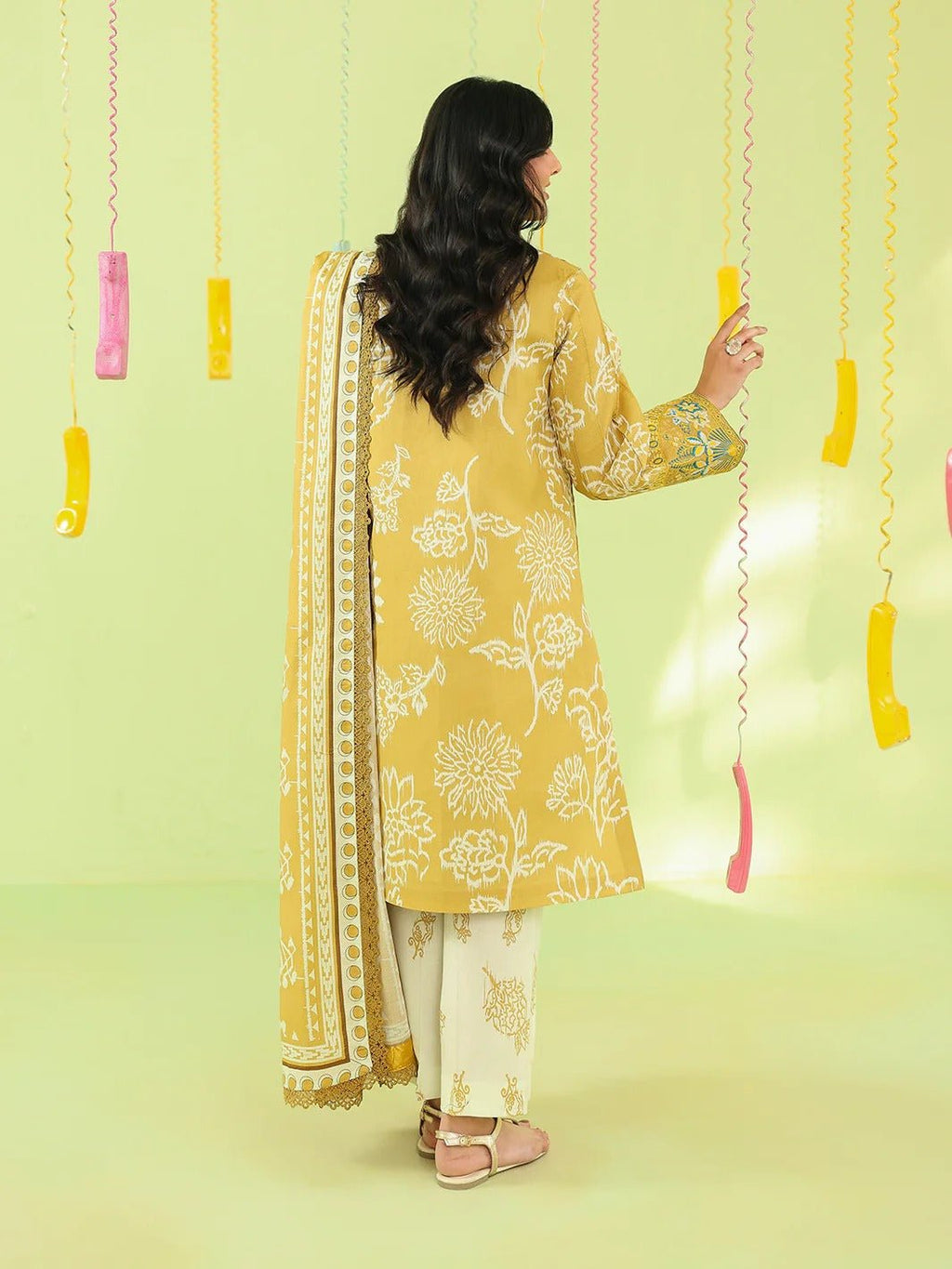 AN-2-04 | 3 PC Lawn | Anaya | Mahnur - Portia Fabrics
