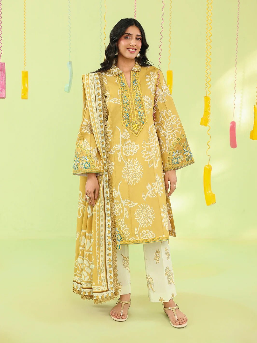 AN-2-04 | 3 PC Lawn | Anaya | Mahnur - Portia Fabrics Main image