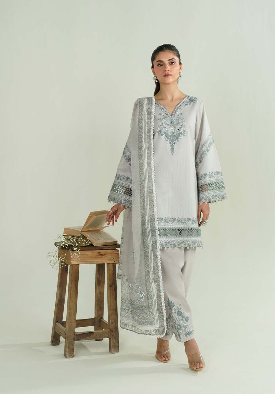 CHANDNI I Nazākat I Zarqash - Portia Fabrics