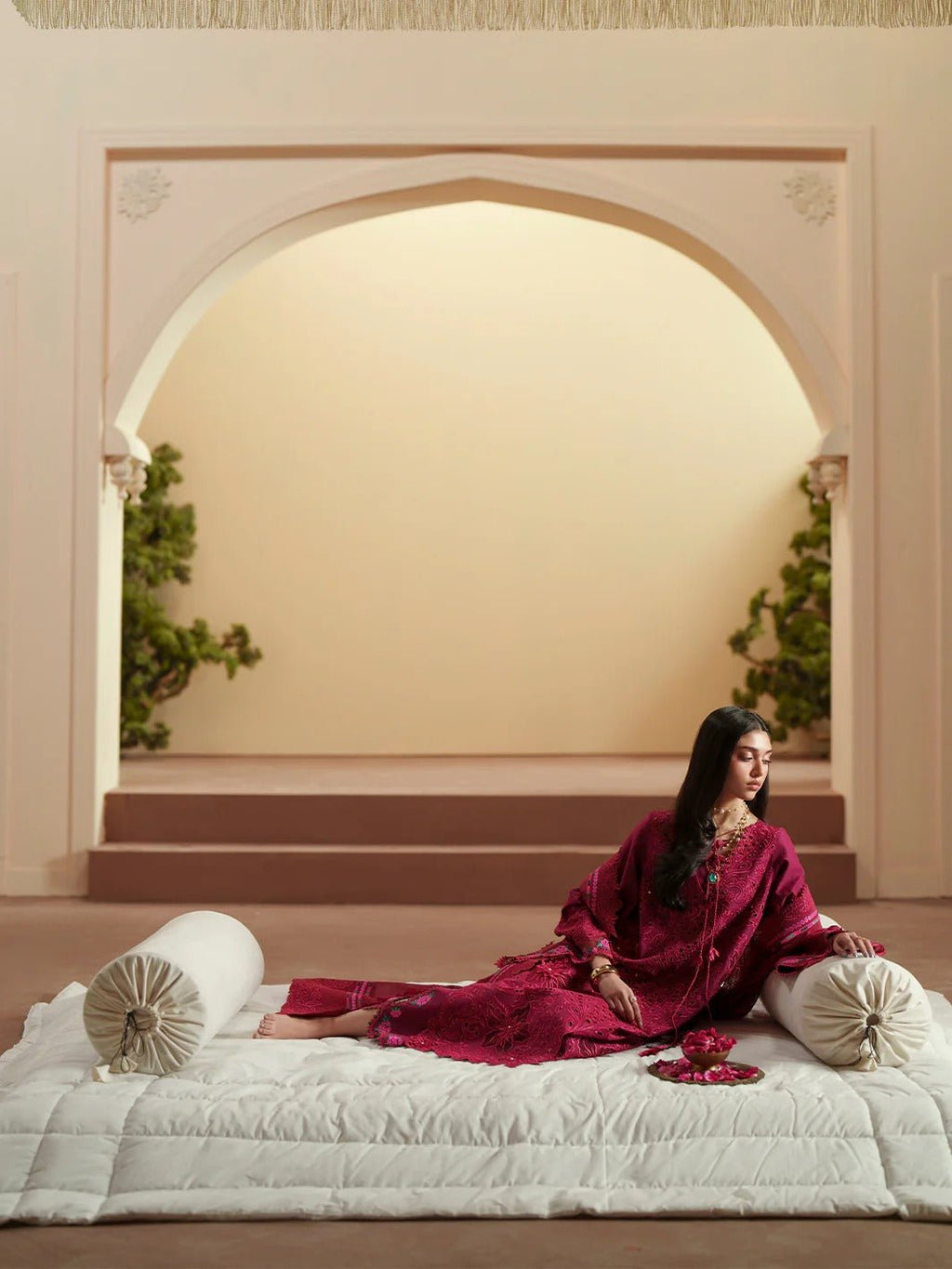 D-113-B | 3 PC Luxury Lawn MASHRIQ | BIN ILYAS - Portia Fabrics