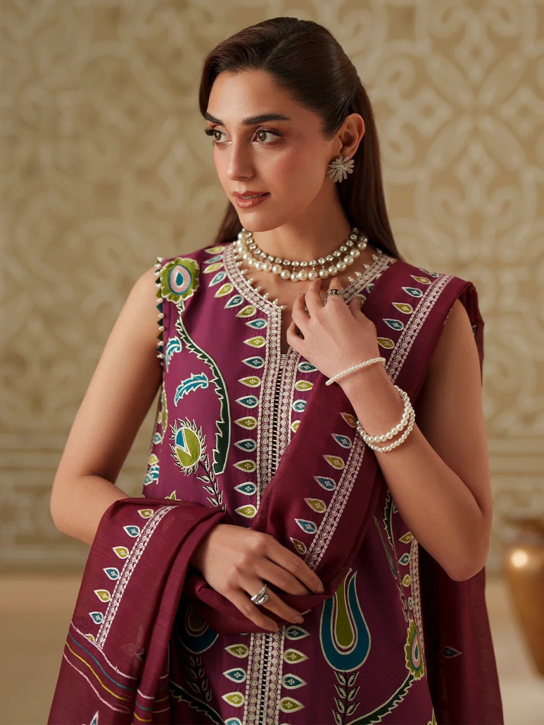 D-118-A | 3 PC Luxury Lawn MASHRIQ | BIN ILYAS Secondary image