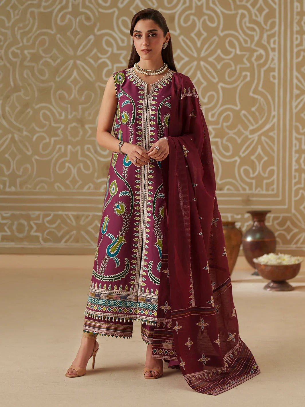 D-118-A | 3 PC Luxury Lawn MASHRIQ | BIN ILYAS - Portia Fabrics Main image