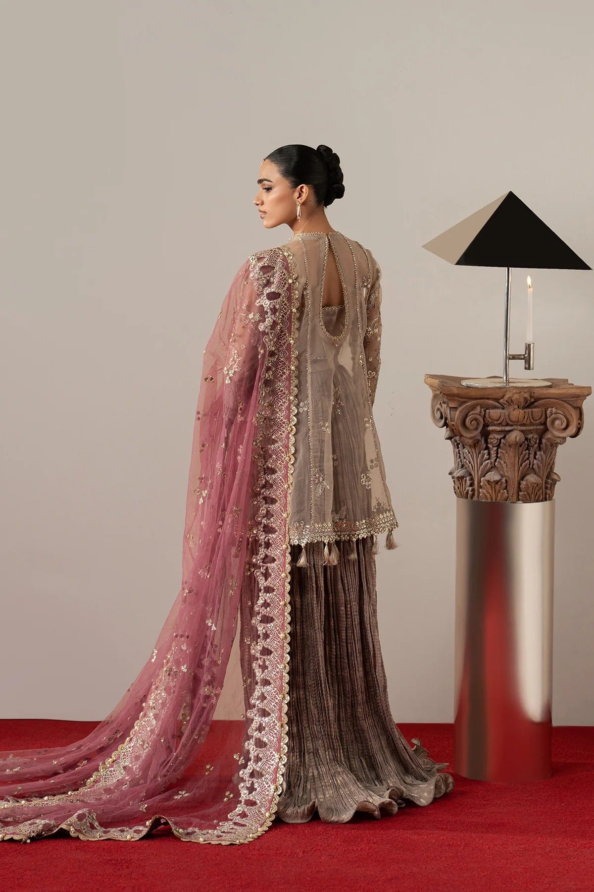 Gilded Grace | Aure 26 | Afrozeh Secondary image