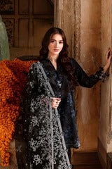 NOIR ESSENCE-3PC PRINTED & EMBROIDERED LAWN SUIT I EID LAWN '26 I Cross Stitch (Copy)