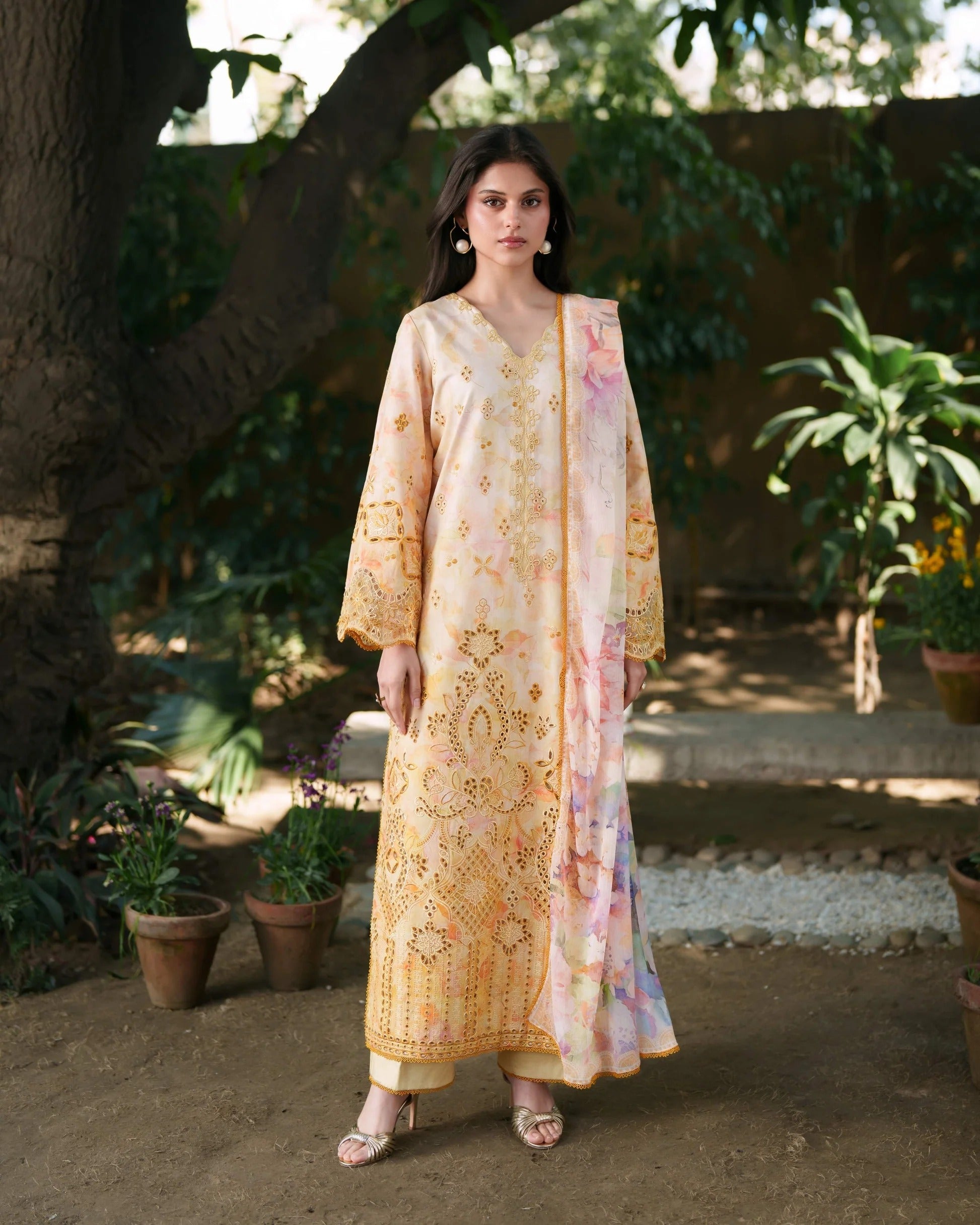 SOLAYA I Summer Lines Printkari I Neeshay