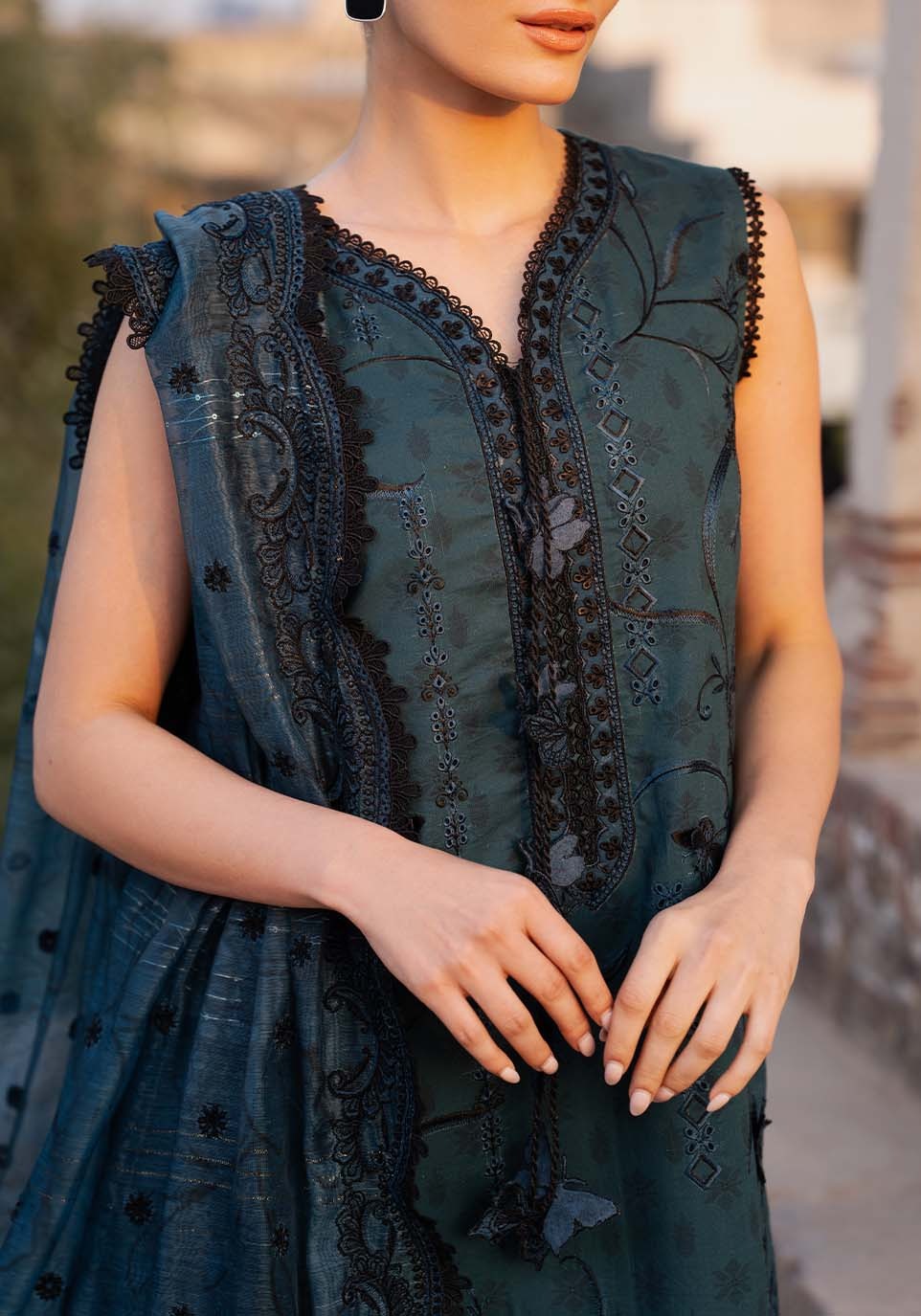 ZQL0014 I The Anga Portal Luxe Lawn Eid Edit'26 I Zarqash
