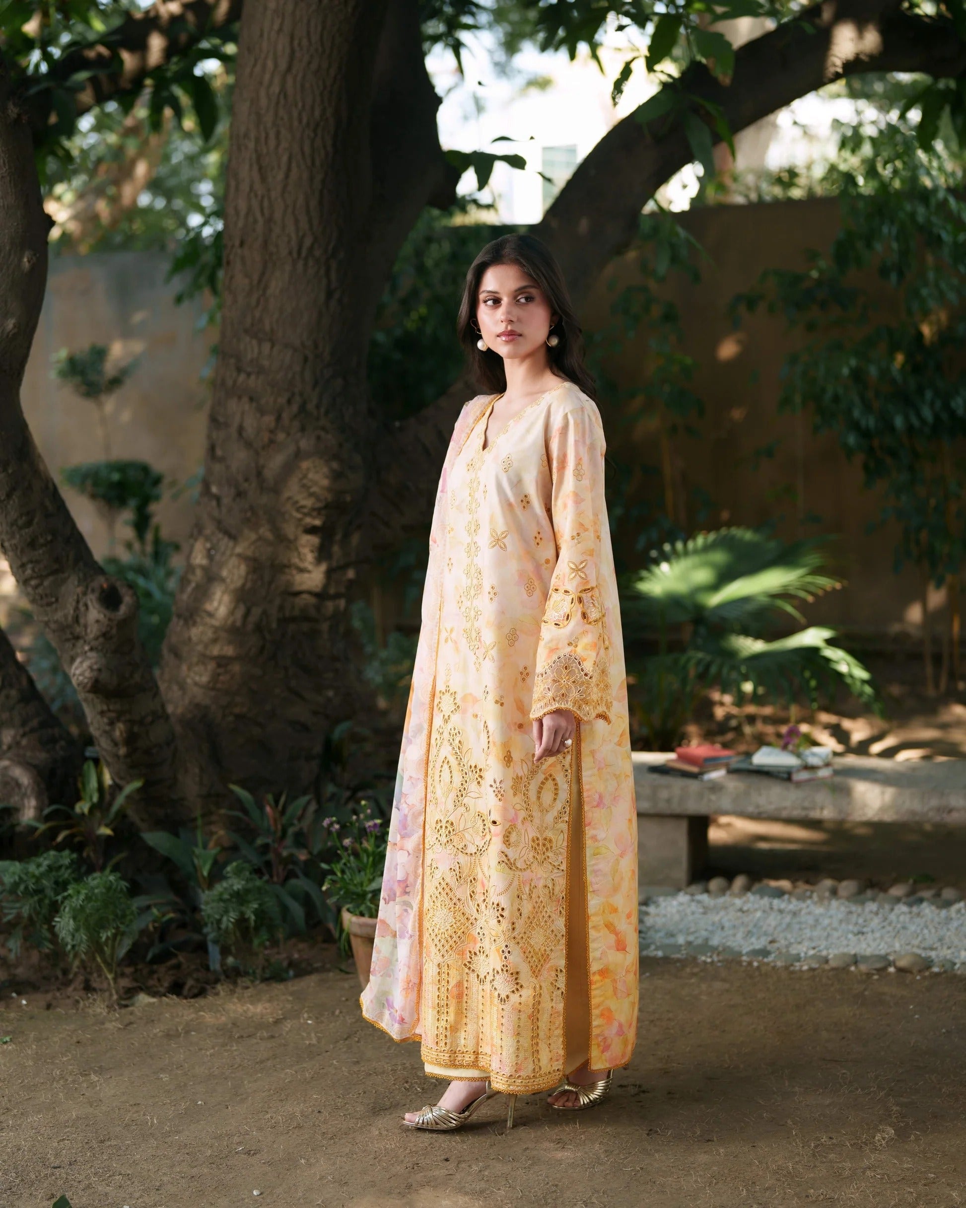 SOLAYA I Summer Lines Printkari I Neeshay