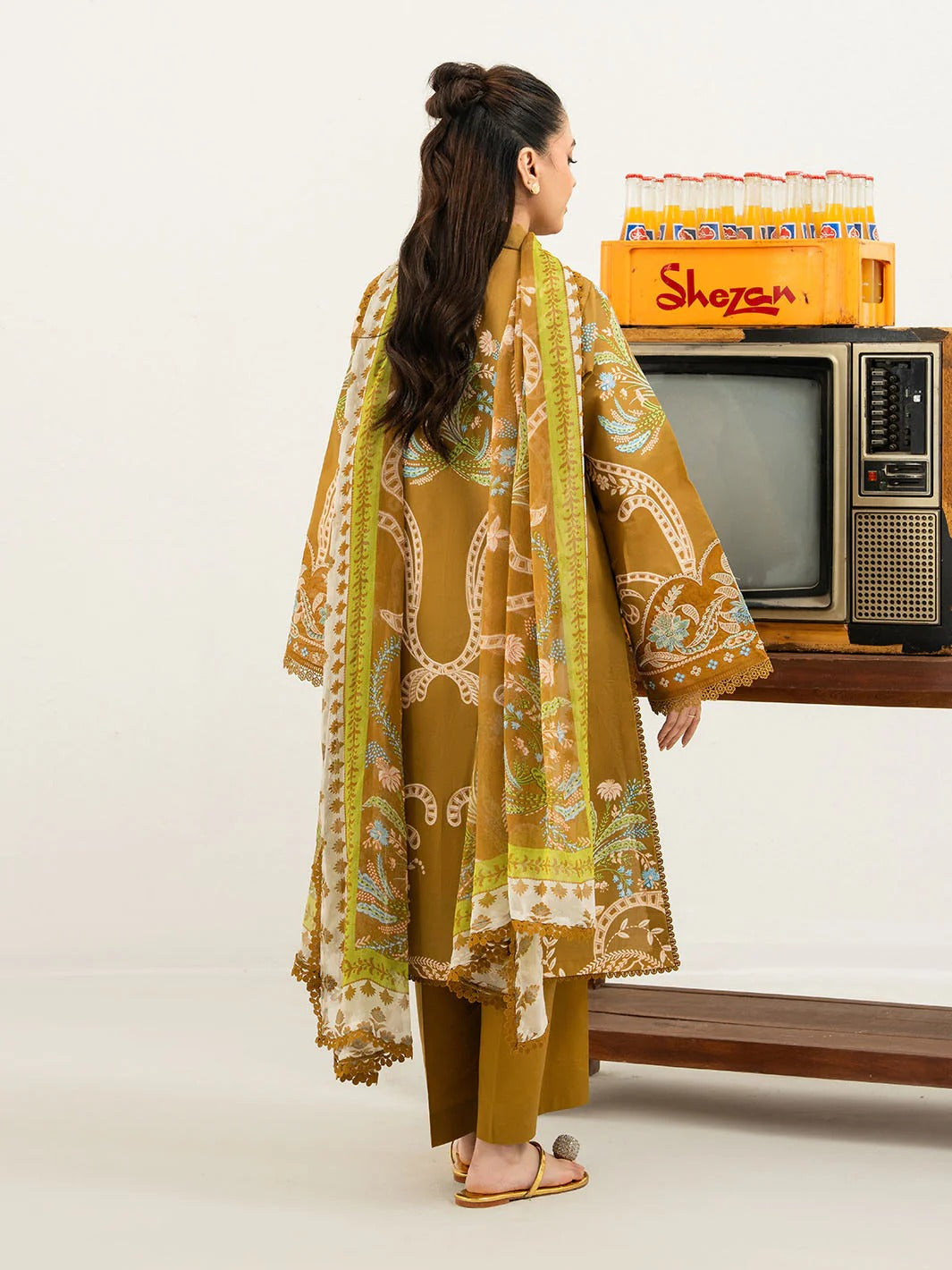 ANA-003 | 3 PC Lawn | 3 PC Lawn I  Anaya Lawn Vol 1 I MAHNUR Secondary image