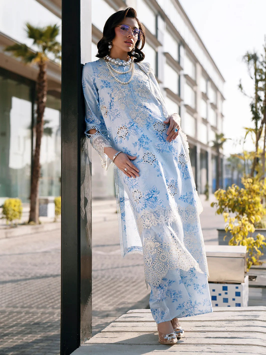 BW - 001 | 3 PC LAWN I Broadway Luxury Lawn '26 I MAHNUR