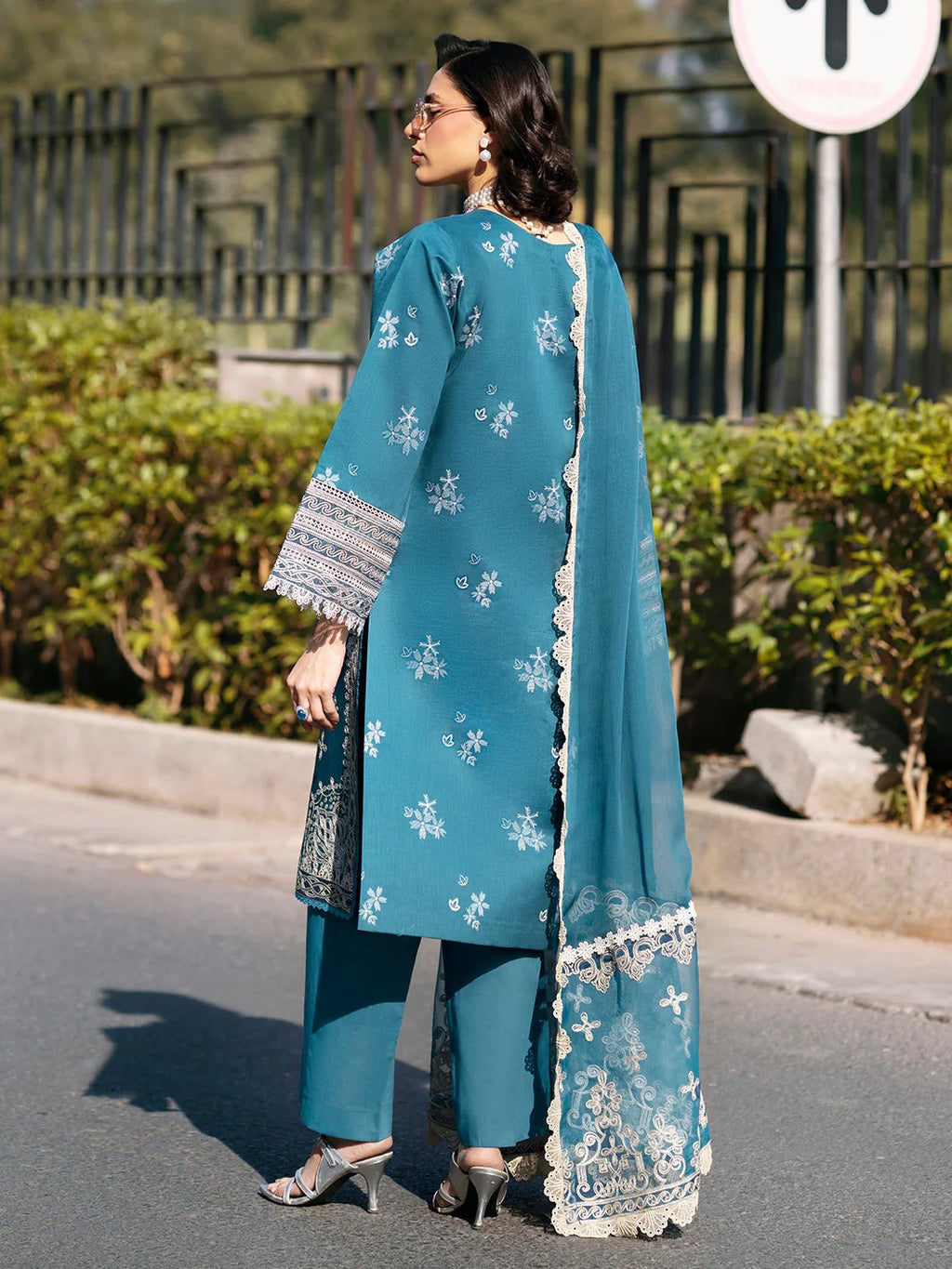 BW - 010 | 3 PC LAWN I Broadway Luxury Lawn '26 I MAHNUR