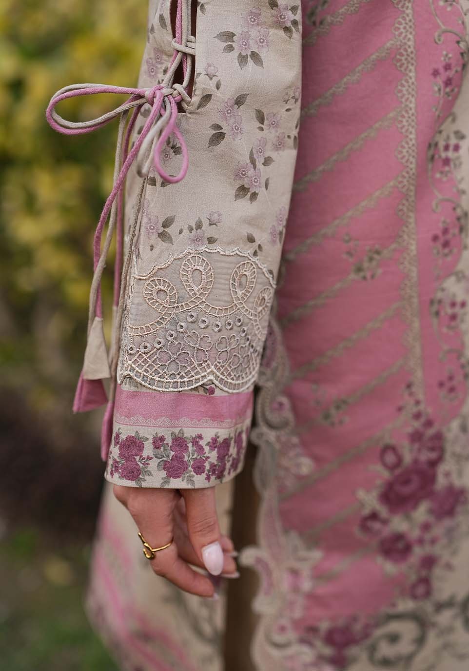 ZQL004 I The Anga Portal Luxe Lawn Eid Edit'26 I Zarqash