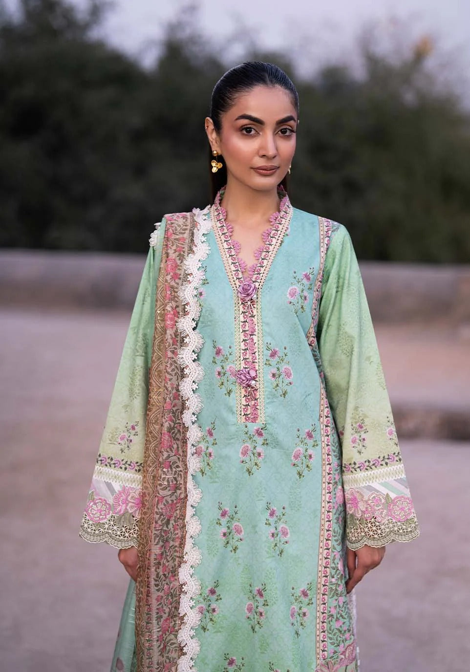 ZQL0011 I The Anga Portal Luxe Lawn Eid Edit'26 I Zarqash