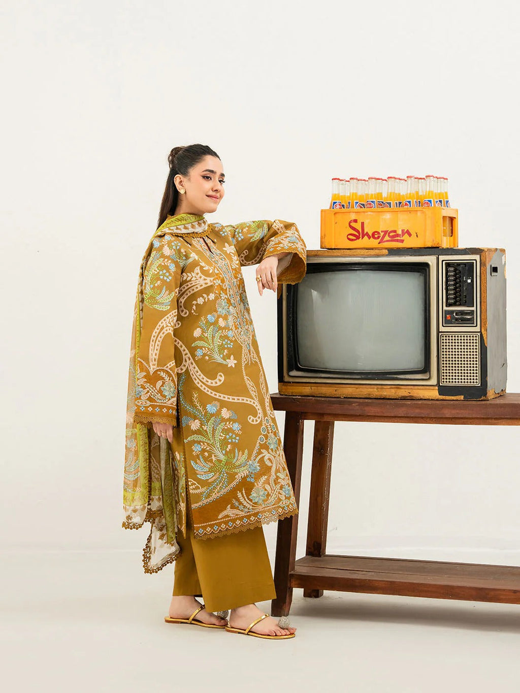 ANA-003 | 3 PC Lawn | 3 PC Lawn I  Anaya Lawn Vol 1 I MAHNUR