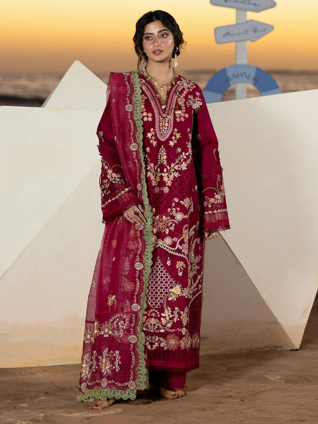 S-09 | Sirene Luxury Lawn '26 I MAHNUR