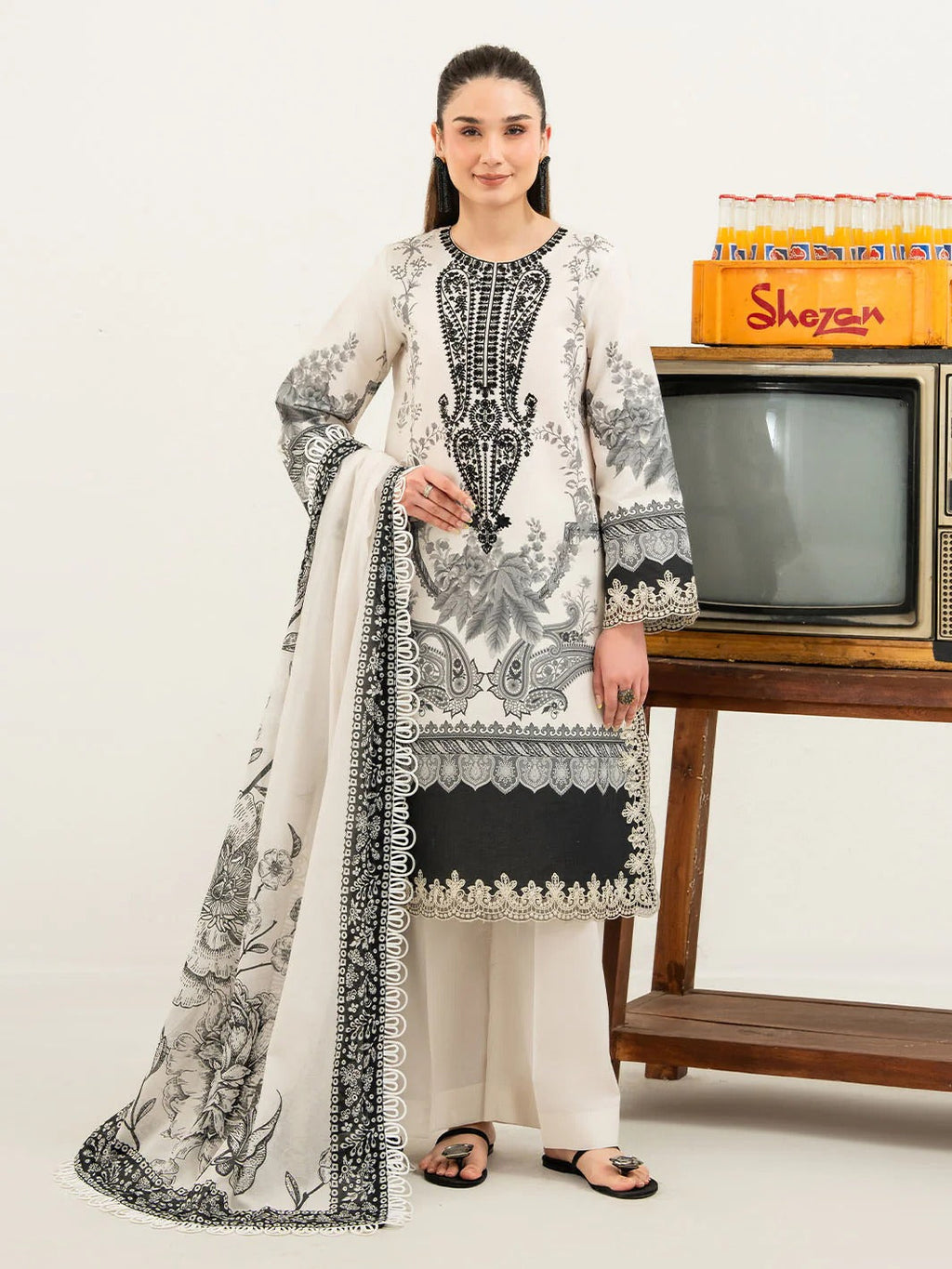 ANA-005 | 3 PC Lawn I  Anaya Lawn Vol 1 I MAHNUR