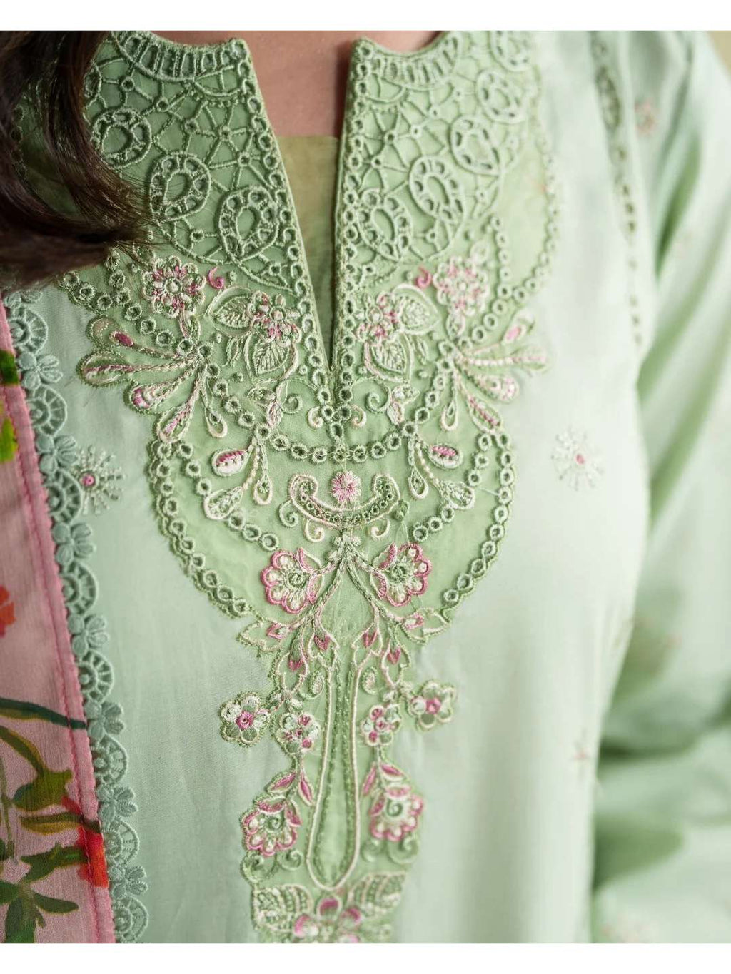 INEZ | Whisper of Summer | Neeshay
