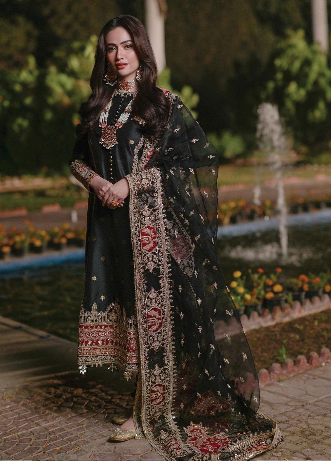 Irum | Mastani Luxury Formal | Qalamkar - Portia Fabrics