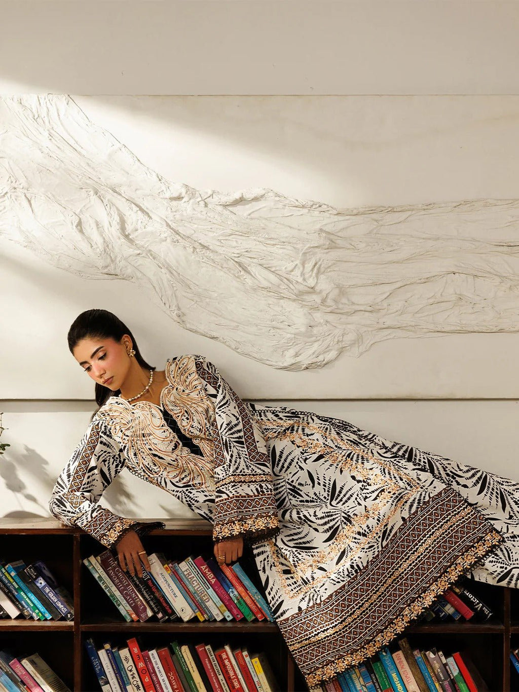 L-08 | 3 PC Lawn | Leila Lawn '26 | Mahnur - Portia Fabrics