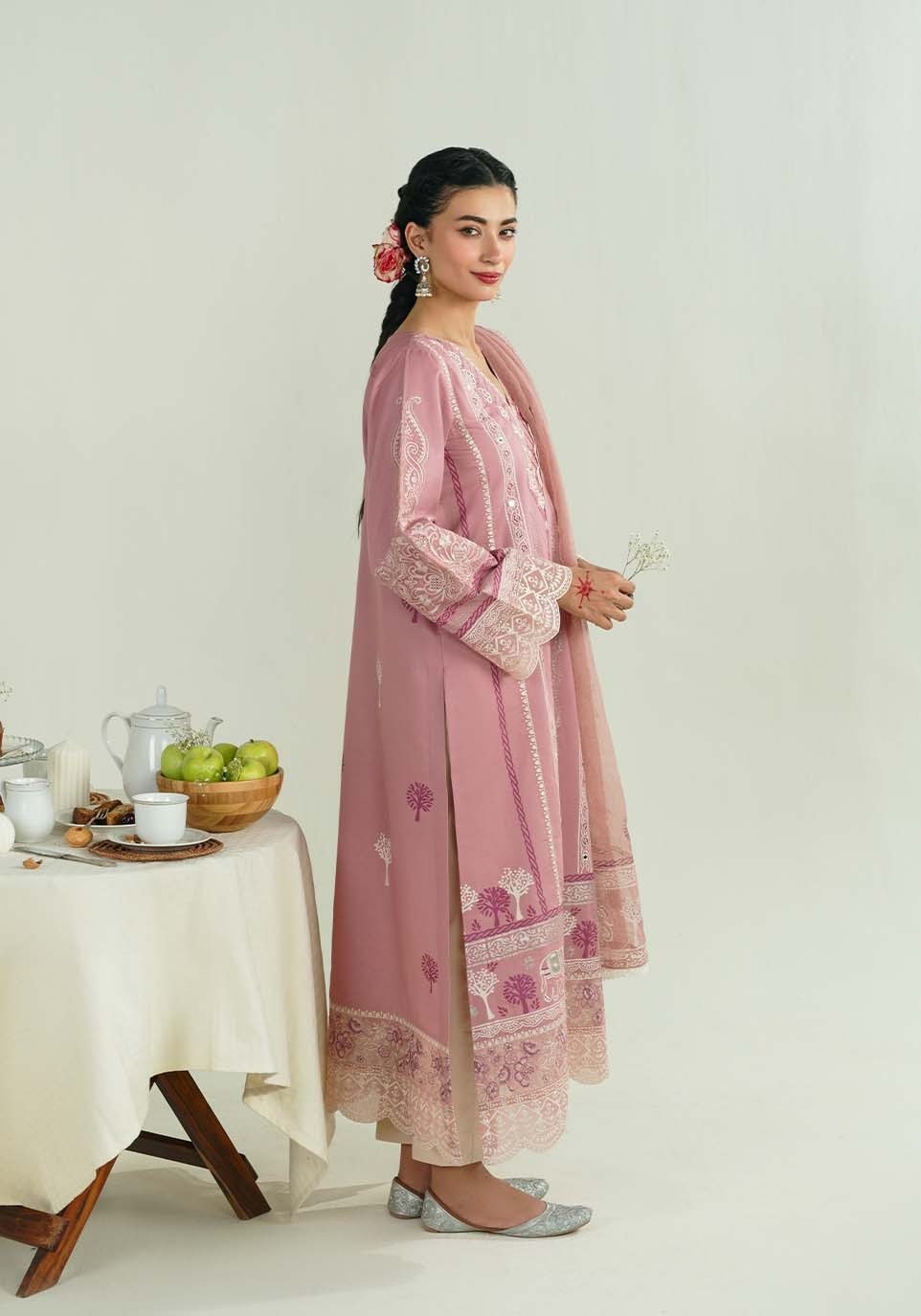Noor e Ghulab I Nazākat I Zarqash - Portia Fabrics