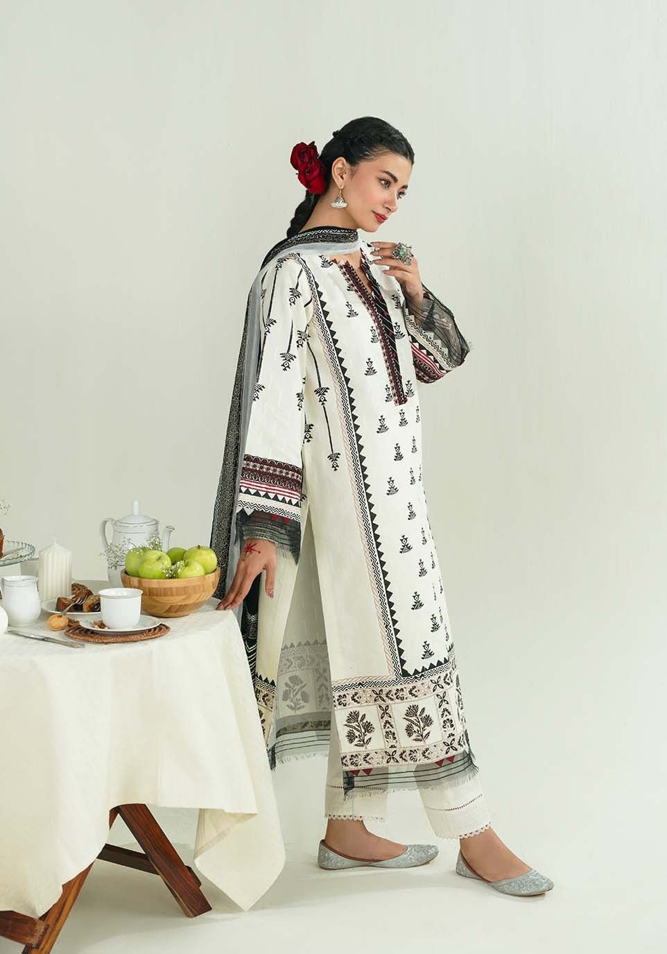 NOOR-E-SIYAH I Nazākat I Zarqash - Portia Fabrics