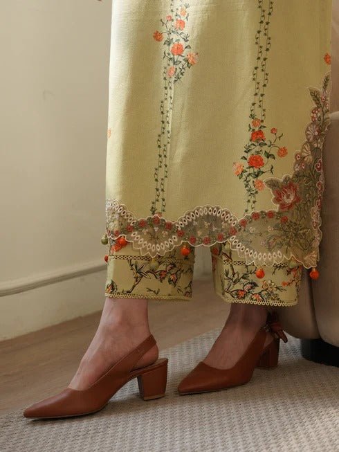 Nura I Lawana Khaddar '25 I Cinq - Portia Fabrics