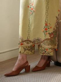 Nura I Lawana Khaddar '25 I Cinq - Portia Fabrics