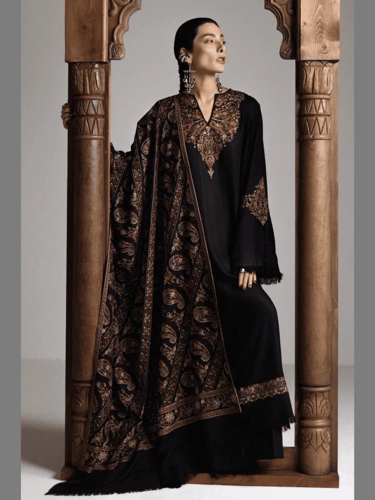 OUD-D5 | Winter Unstitched Saraab 2026 | Zara Shahjahan - Portia Fabrics