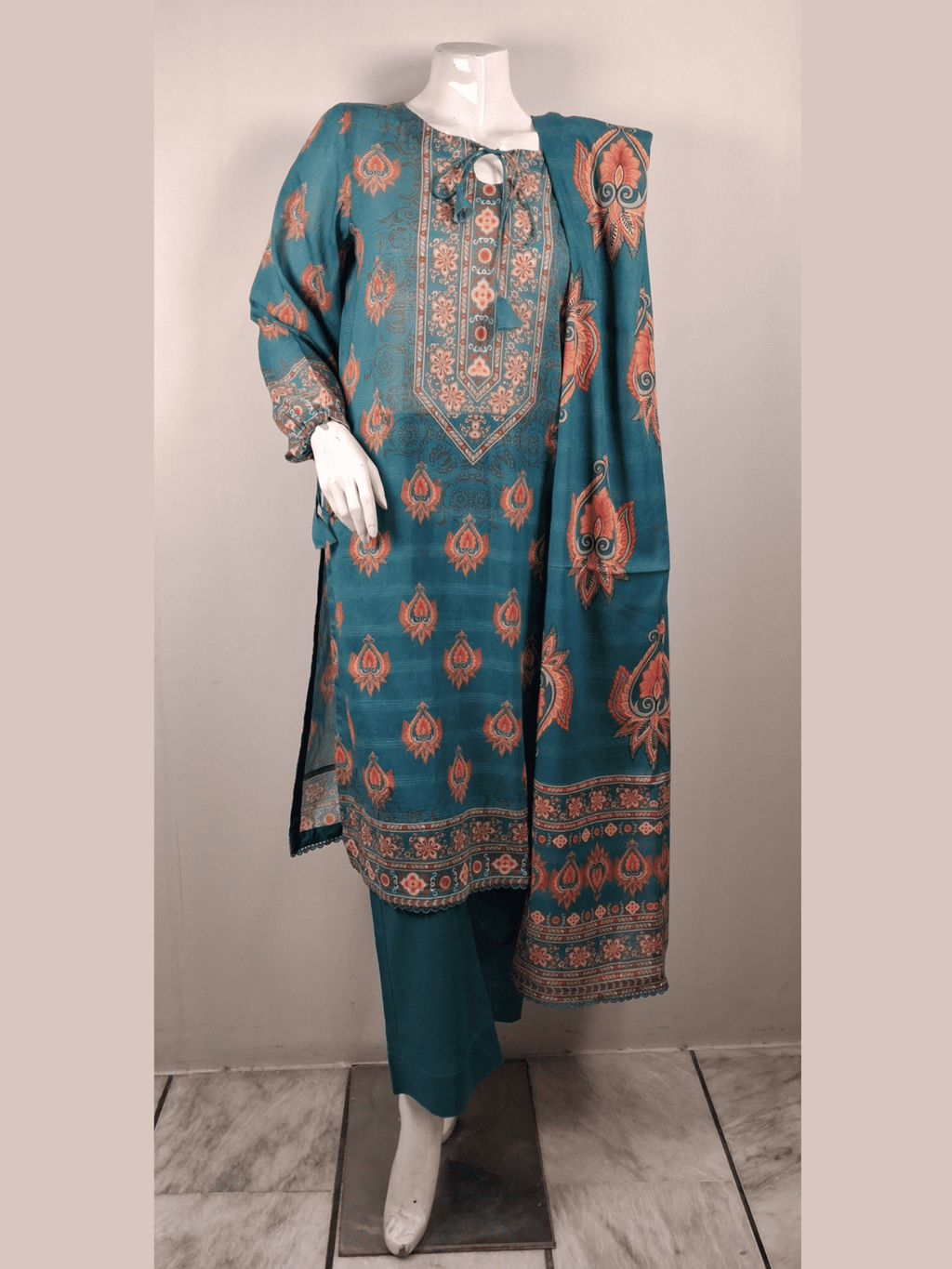 D09 | Dastaan | Portia Fabrics